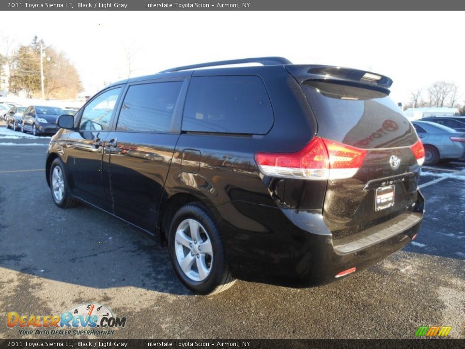 2011 Toyota Sienna LE Black / Light Gray Photo #6