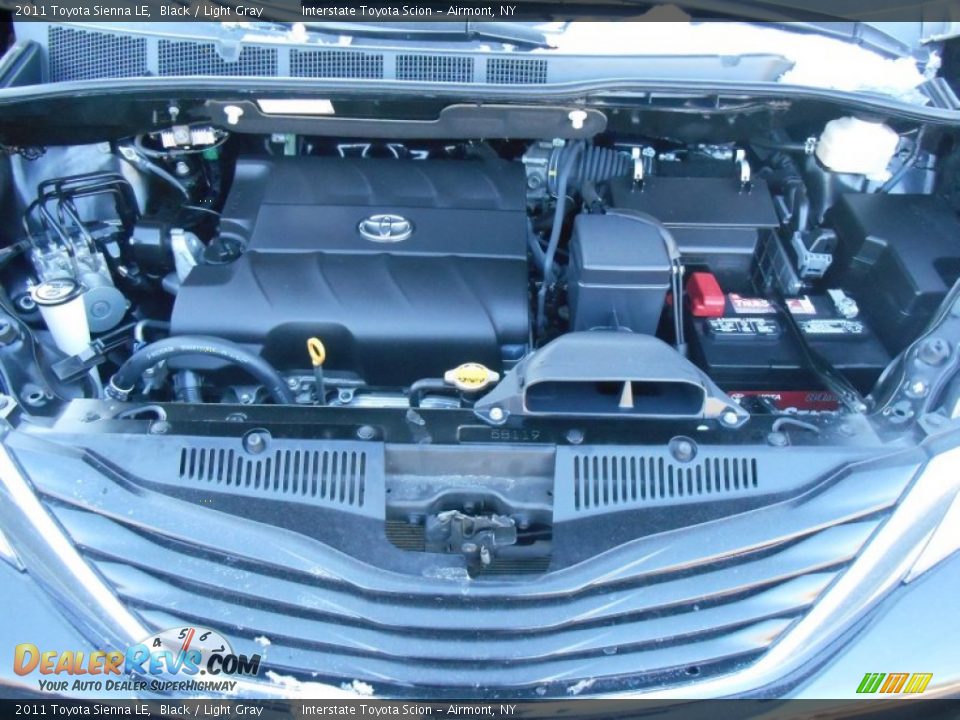 2011 Toyota Sienna LE Black / Light Gray Photo #24