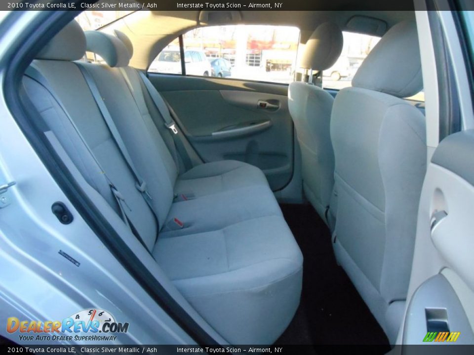 2010 Toyota Corolla LE Classic Silver Metallic / Ash Photo #18