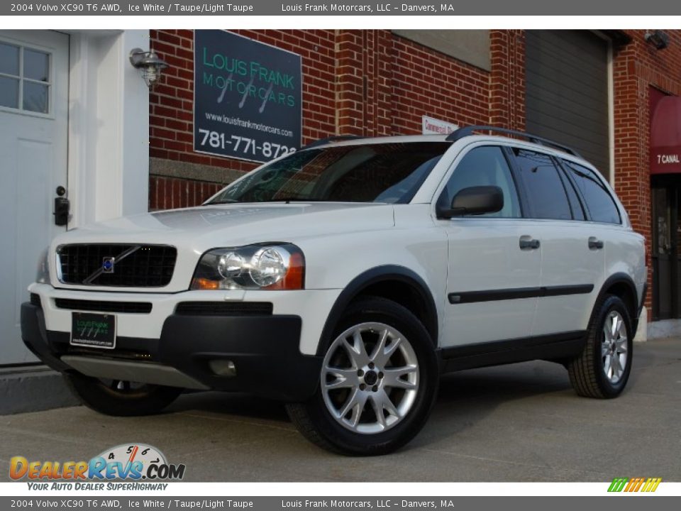 2004 Volvo XC90 T6 AWD Ice White / Taupe/Light Taupe Photo #4