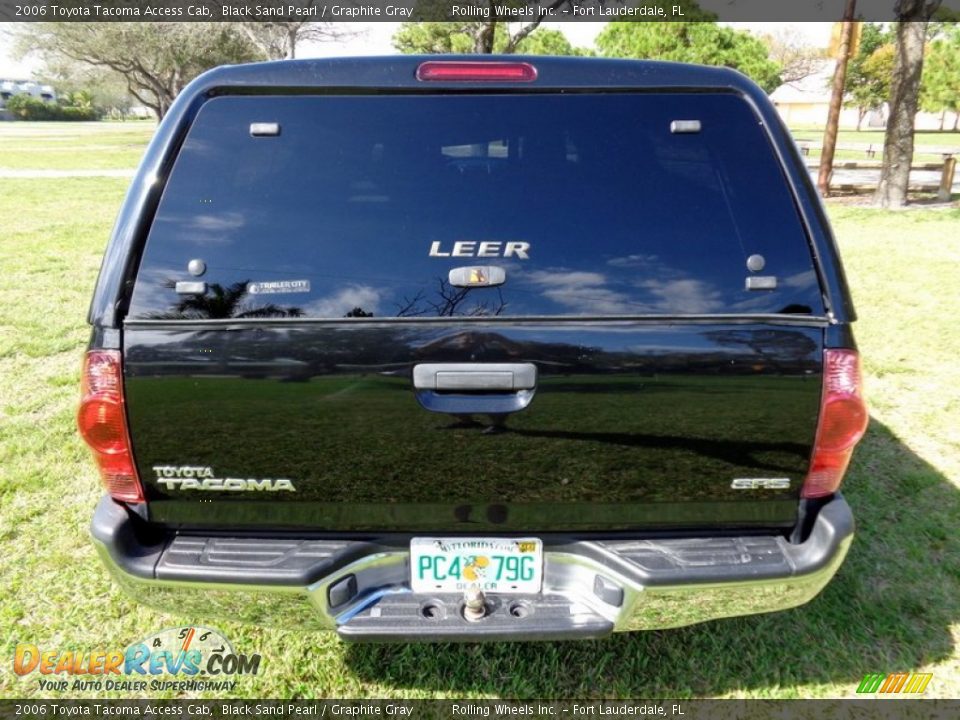 2006 Toyota Tacoma Access Cab Black Sand Pearl / Graphite Gray Photo #7