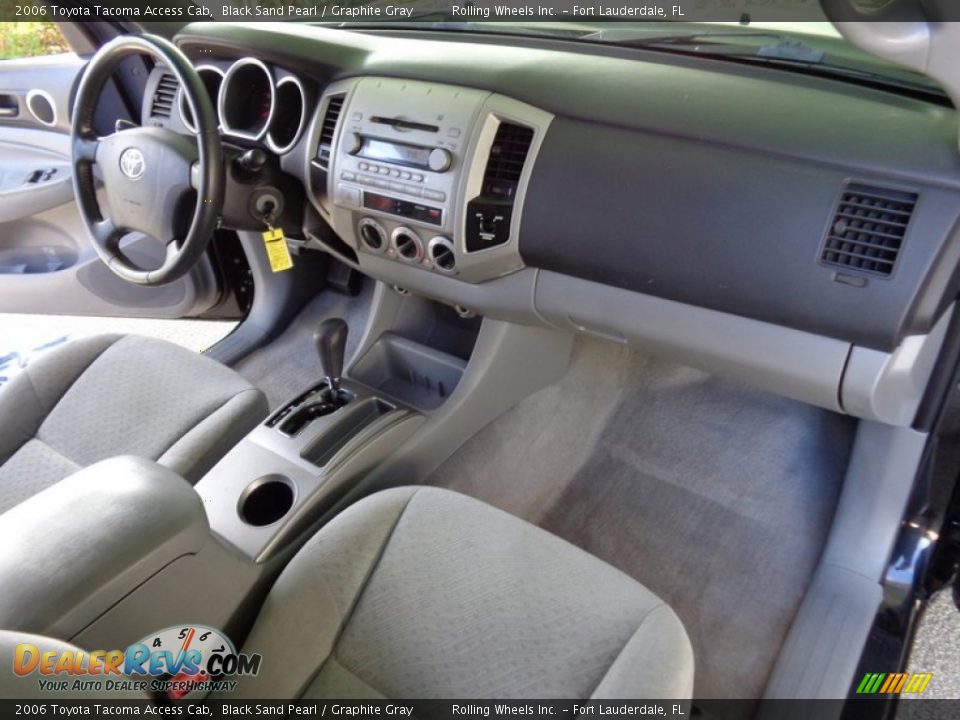 2006 Toyota Tacoma Access Cab Black Sand Pearl / Graphite Gray Photo #15