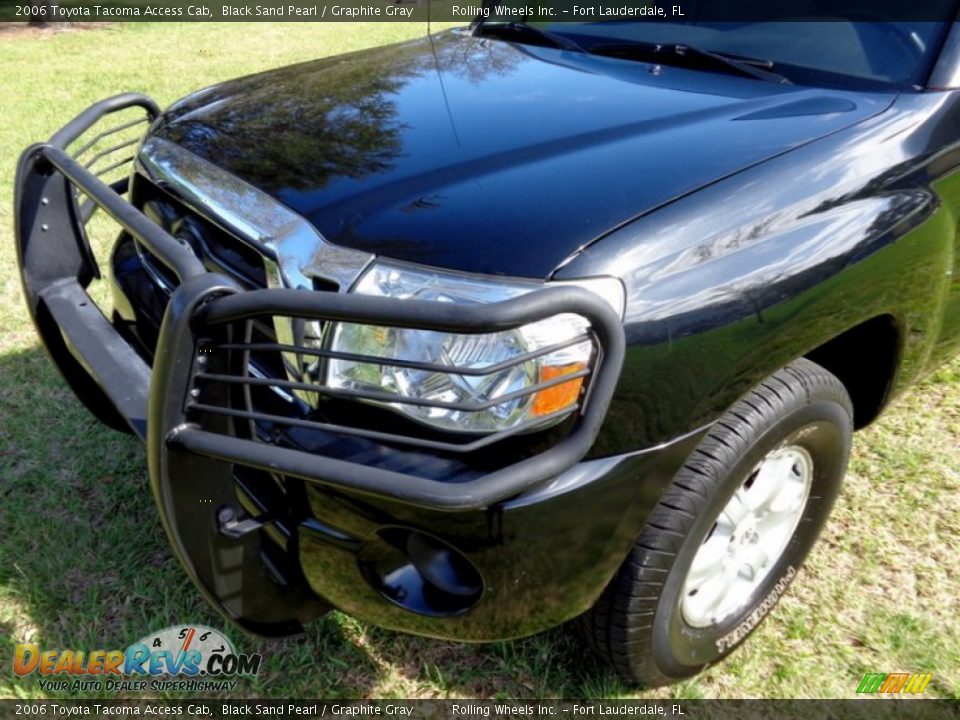 2006 Toyota Tacoma Access Cab Black Sand Pearl / Graphite Gray Photo #23