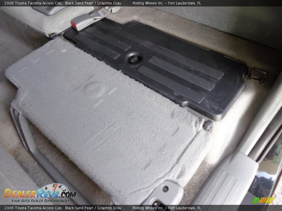2006 Toyota Tacoma Access Cab Black Sand Pearl / Graphite Gray Photo #26