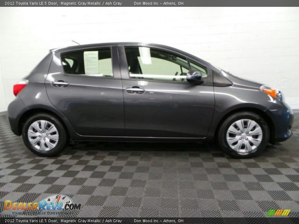 2012 Toyota Yaris LE 5 Door Magnetic Gray Metallic / Ash Gray Photo #6