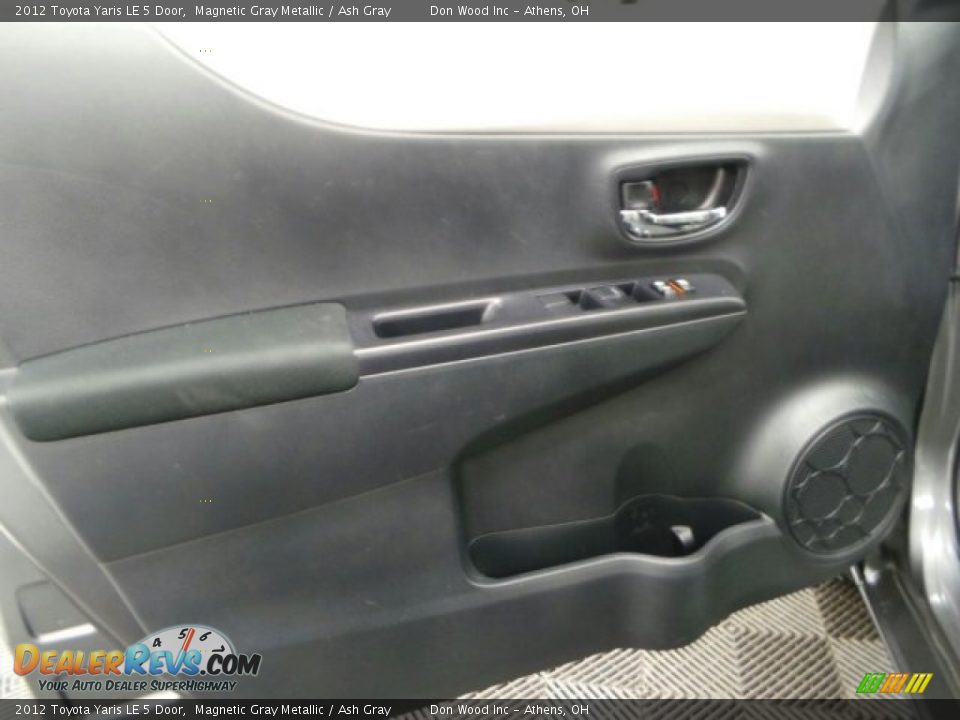 2012 Toyota Yaris LE 5 Door Magnetic Gray Metallic / Ash Gray Photo #13