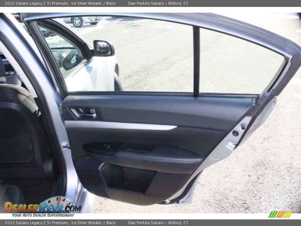 2013 Subaru Legacy 2.5i Premium Ice Silver Metallic / Black Photo #16