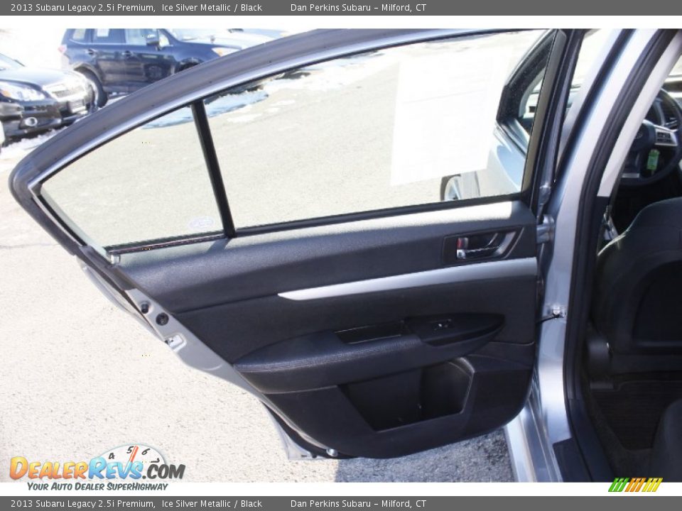 2013 Subaru Legacy 2.5i Premium Ice Silver Metallic / Black Photo #18