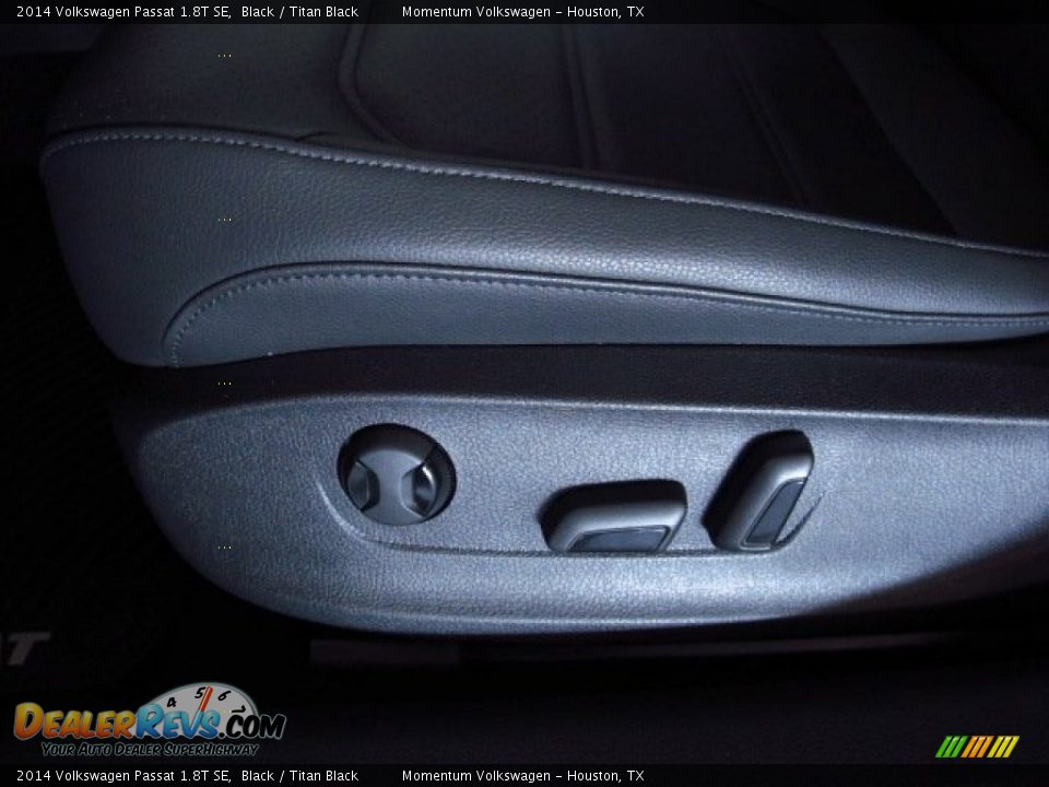 2014 Volkswagen Passat 1.8T SE Black / Titan Black Photo #18