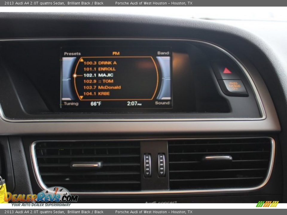 2013 Audi A4 2.0T quattro Sedan Brilliant Black / Black Photo #21
