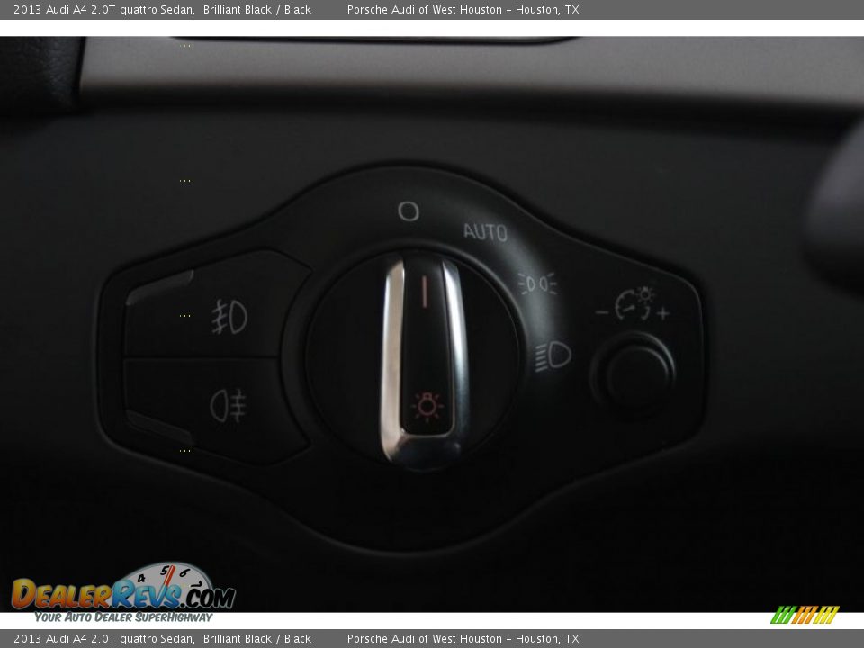 2013 Audi A4 2.0T quattro Sedan Brilliant Black / Black Photo #25