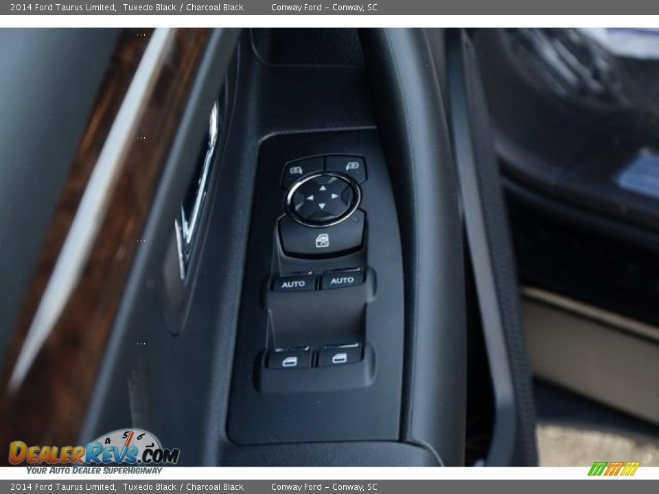 2014 Ford Taurus Limited Tuxedo Black / Charcoal Black Photo #21