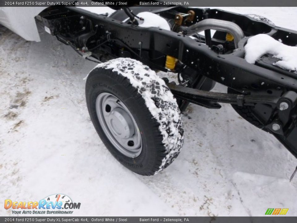 2014 Ford F250 Super Duty XL SuperCab 4x4 Oxford White / Steel Photo #9