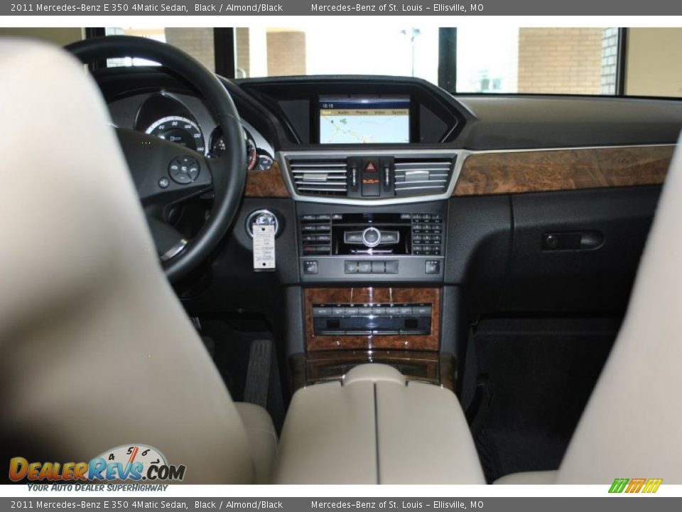 2011 Mercedes-Benz E 350 4Matic Sedan Black / Almond/Black Photo #18