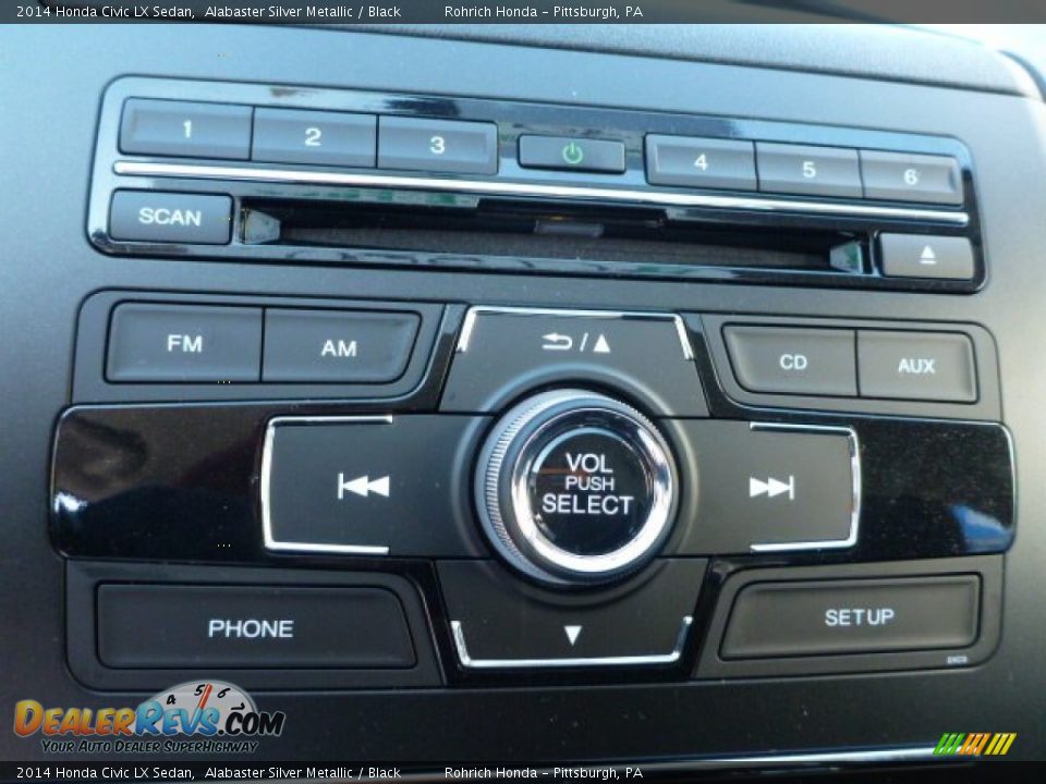 2014 Honda Civic LX Sedan Alabaster Silver Metallic / Black Photo #17