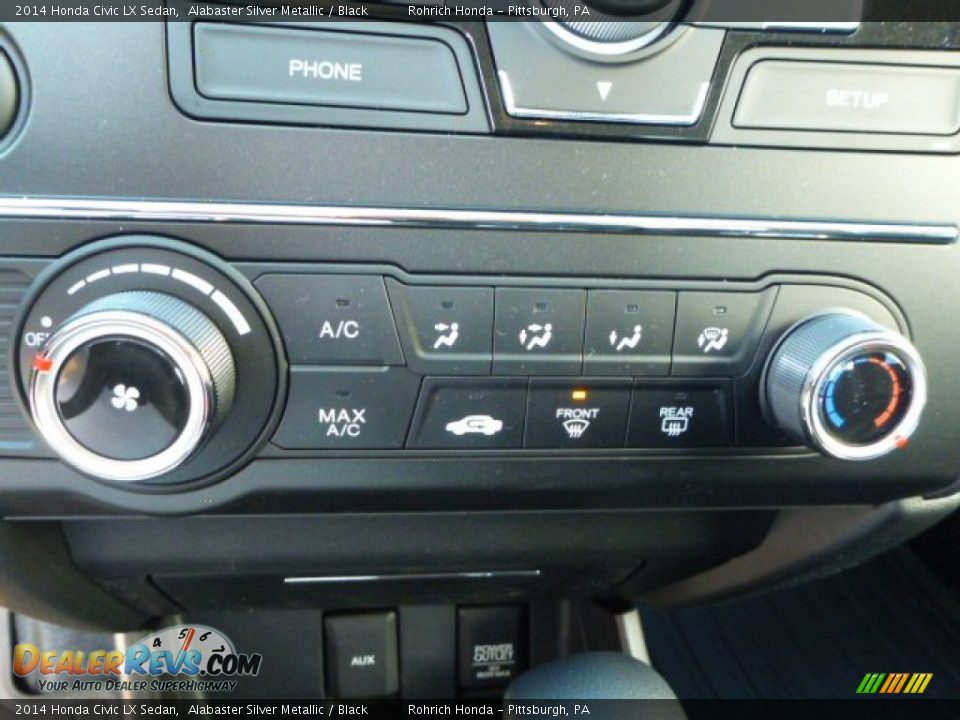 2014 Honda Civic LX Sedan Alabaster Silver Metallic / Black Photo #18