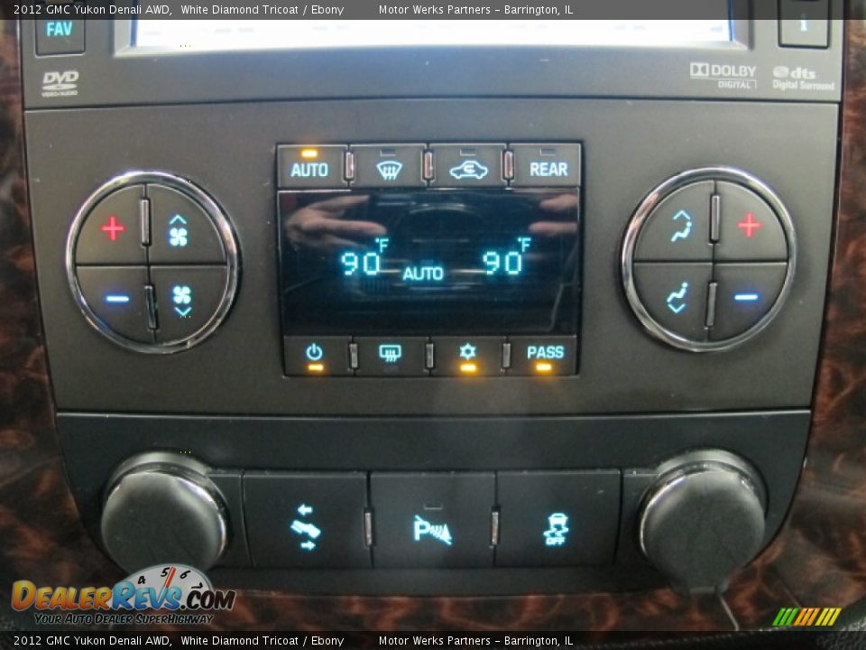 2012 GMC Yukon Denali AWD White Diamond Tricoat / Ebony Photo #30