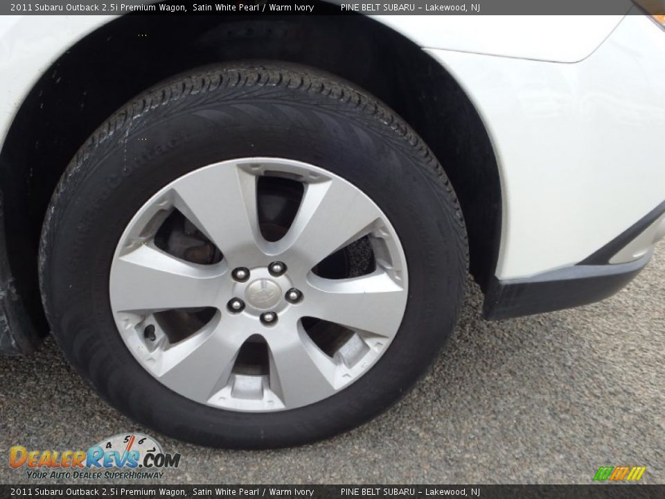 2011 Subaru Outback 2.5i Premium Wagon Satin White Pearl / Warm Ivory Photo #5