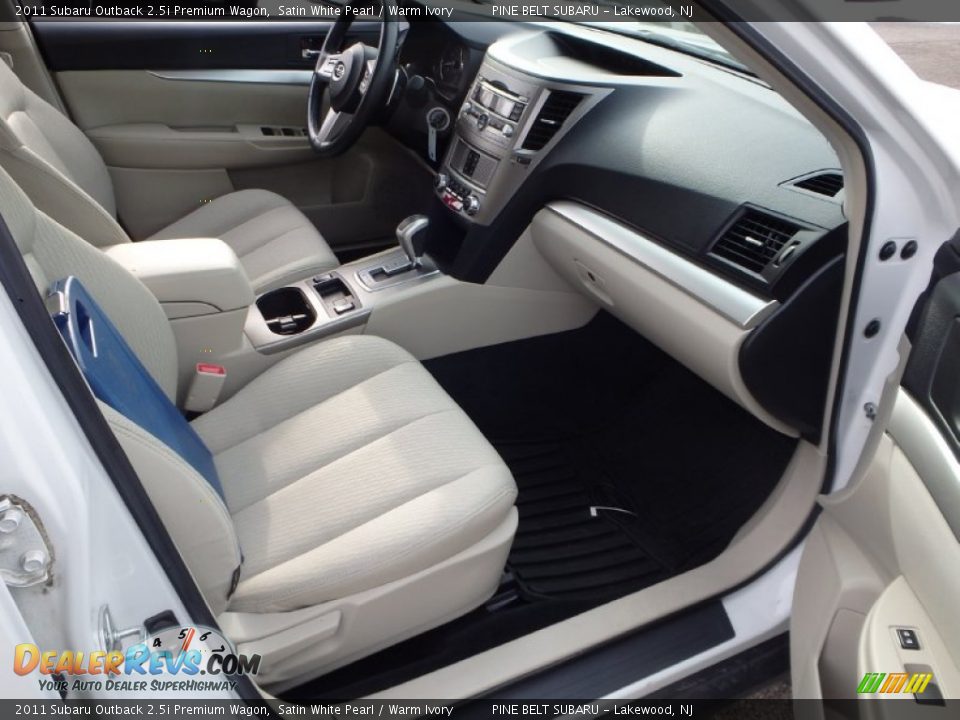 2011 Subaru Outback 2.5i Premium Wagon Satin White Pearl / Warm Ivory Photo #7
