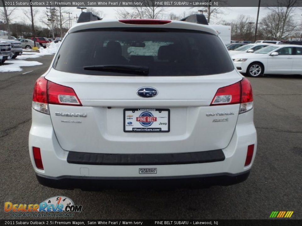 2011 Subaru Outback 2.5i Premium Wagon Satin White Pearl / Warm Ivory Photo #9