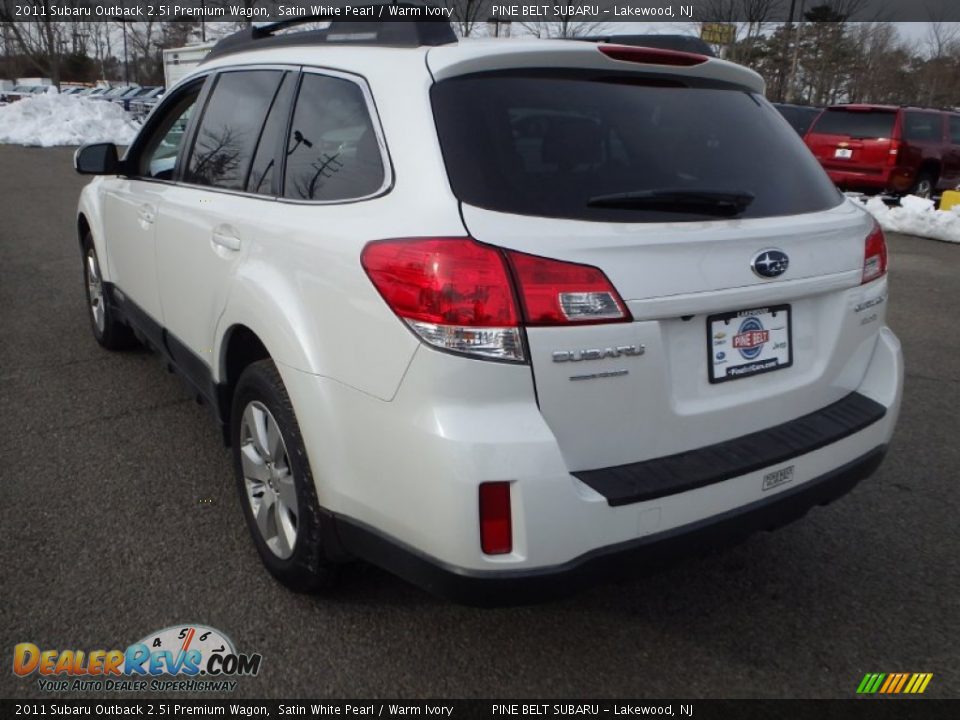 2011 Subaru Outback 2.5i Premium Wagon Satin White Pearl / Warm Ivory Photo #10