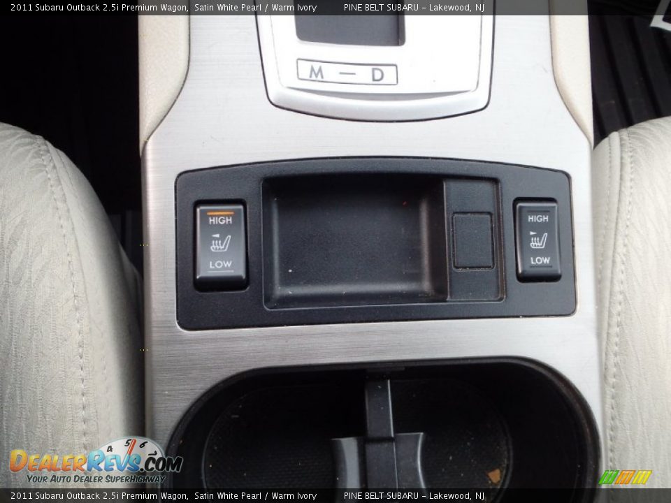 2011 Subaru Outback 2.5i Premium Wagon Satin White Pearl / Warm Ivory Photo #19