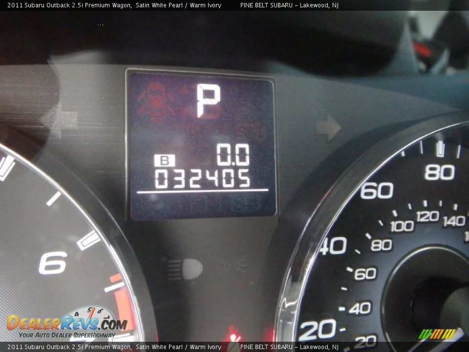 2011 Subaru Outback 2.5i Premium Wagon Satin White Pearl / Warm Ivory Photo #27