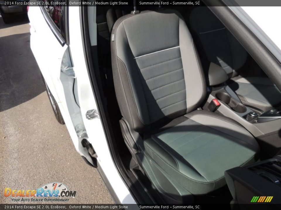 2014 Ford Escape SE 2.0L EcoBoost Oxford White / Medium Light Stone Photo #9
