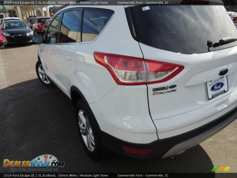 2014 Ford Escape SE 2.0L EcoBoost Oxford White / Medium Light Stone Photo #16