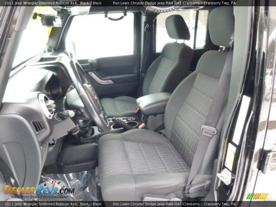2011 Jeep Wrangler Unlimited Rubicon 4x4 Black / Black Photo #10
