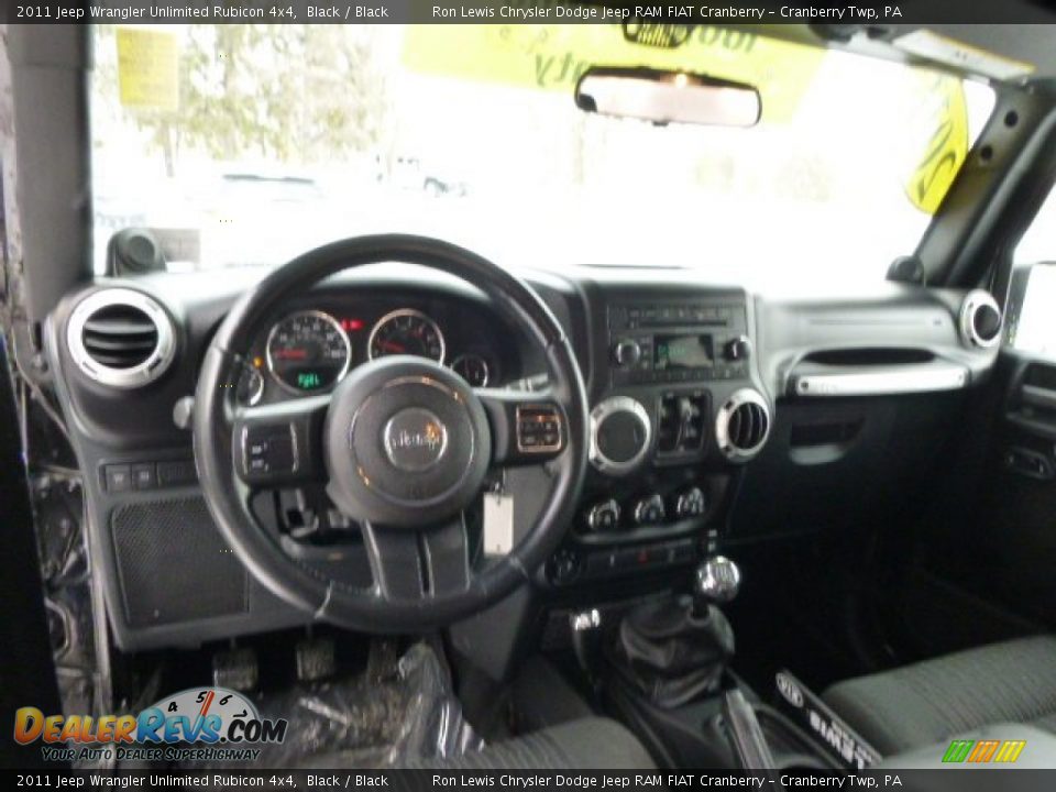 2011 Jeep Wrangler Unlimited Rubicon 4x4 Black / Black Photo #15