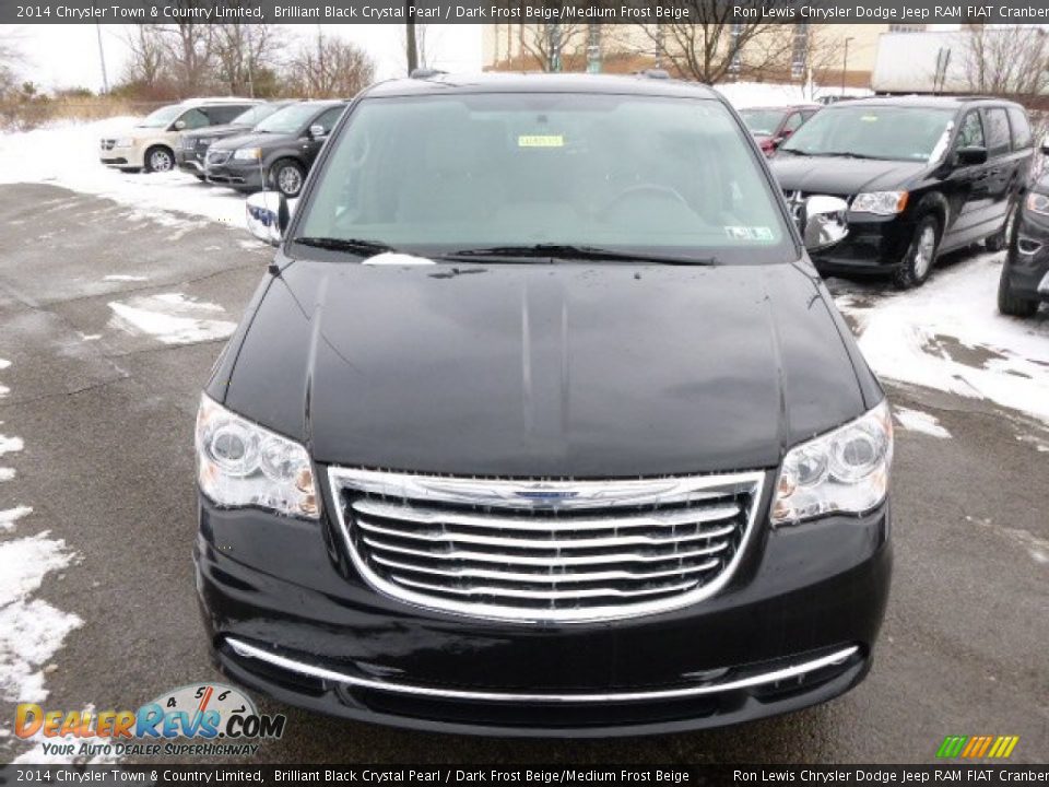 2014 Chrysler Town & Country Limited Brilliant Black Crystal Pearl / Dark Frost Beige/Medium Frost Beige Photo #3