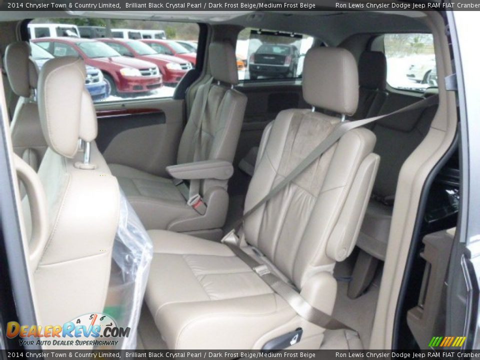 2014 Chrysler Town & Country Limited Brilliant Black Crystal Pearl / Dark Frost Beige/Medium Frost Beige Photo #12