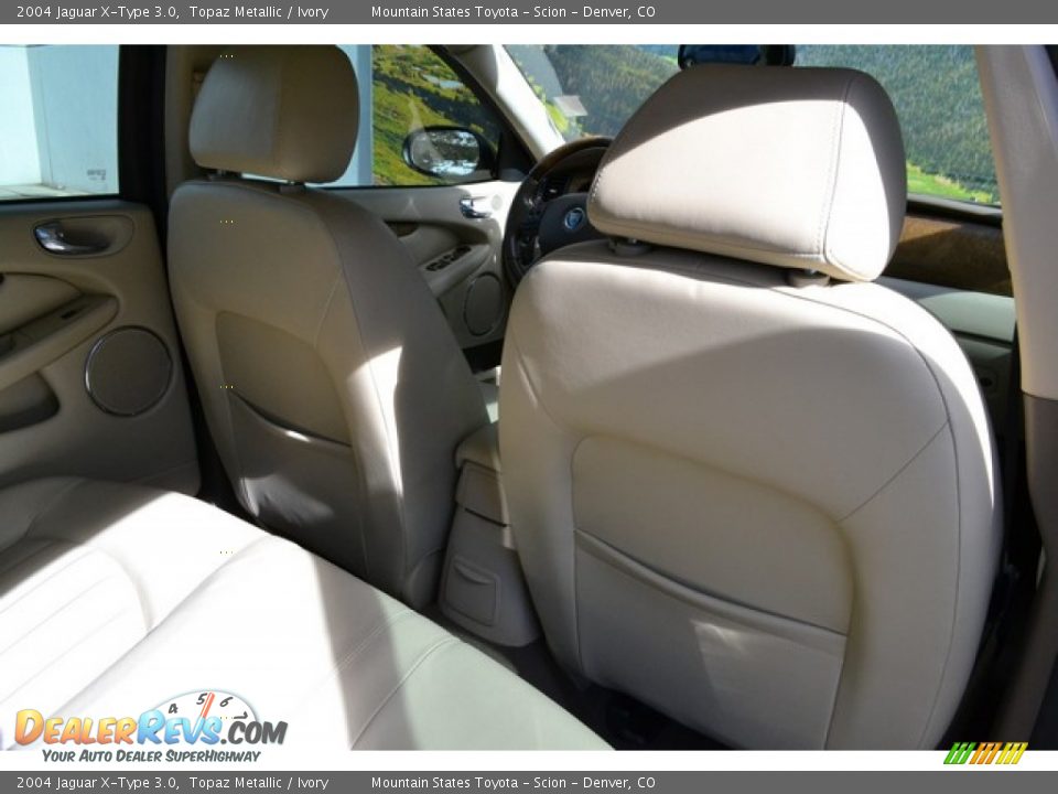 2004 Jaguar X-Type 3.0 Topaz Metallic / Ivory Photo #19
