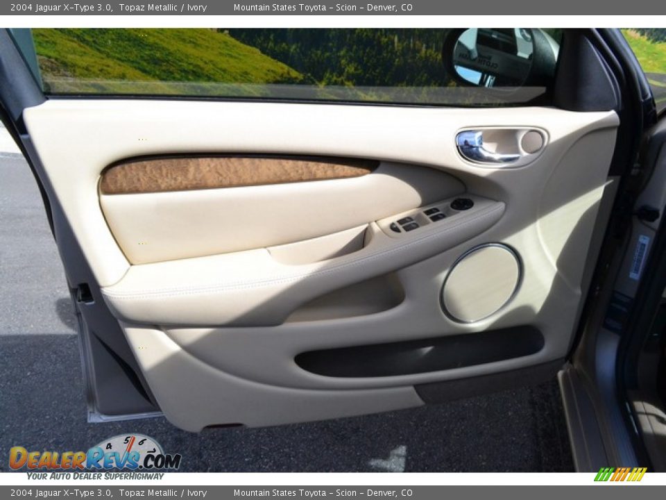 2004 Jaguar X-Type 3.0 Topaz Metallic / Ivory Photo #22