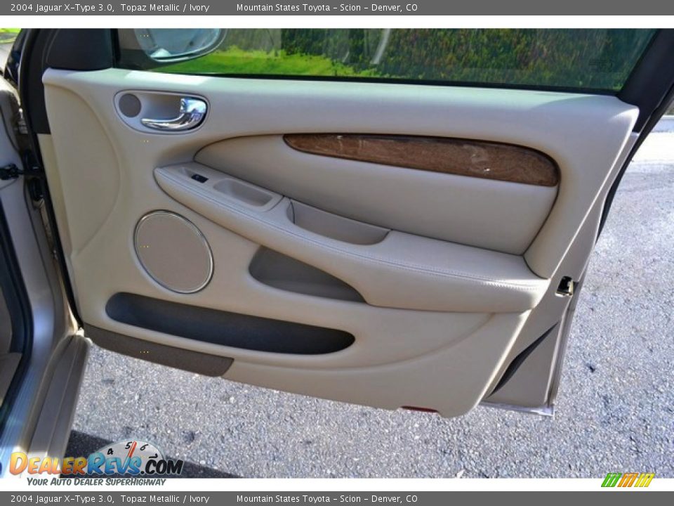2004 Jaguar X-Type 3.0 Topaz Metallic / Ivory Photo #23