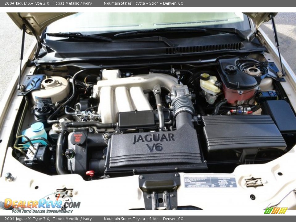 2004 Jaguar X-Type 3.0 Topaz Metallic / Ivory Photo #25