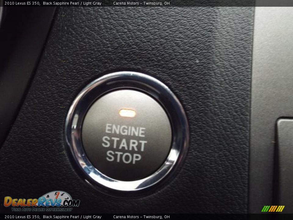 Controls of 2010 Lexus ES 350 Photo #30