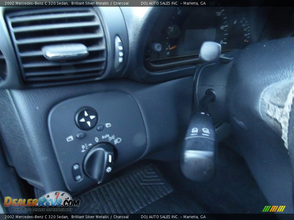 2002 Mercedes-Benz C 320 Sedan Brilliant Silver Metallic / Charcoal Photo #19