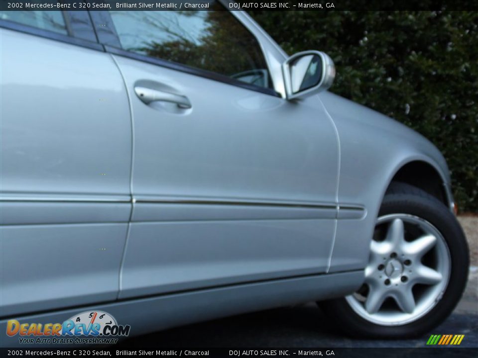 2002 Mercedes-Benz C 320 Sedan Brilliant Silver Metallic / Charcoal Photo #32