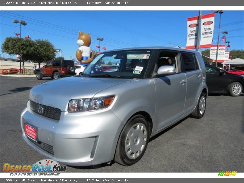 2009 Scion xB Classic Silver Metallic / Dark Gray Photo #3