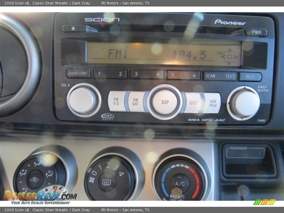2009 Scion xB Classic Silver Metallic / Dark Gray Photo #15