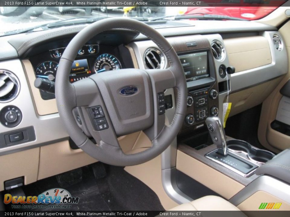 2013 Ford F150 Lariat SuperCrew 4x4 White Platinum Metallic Tri-Coat / Adobe Photo #3