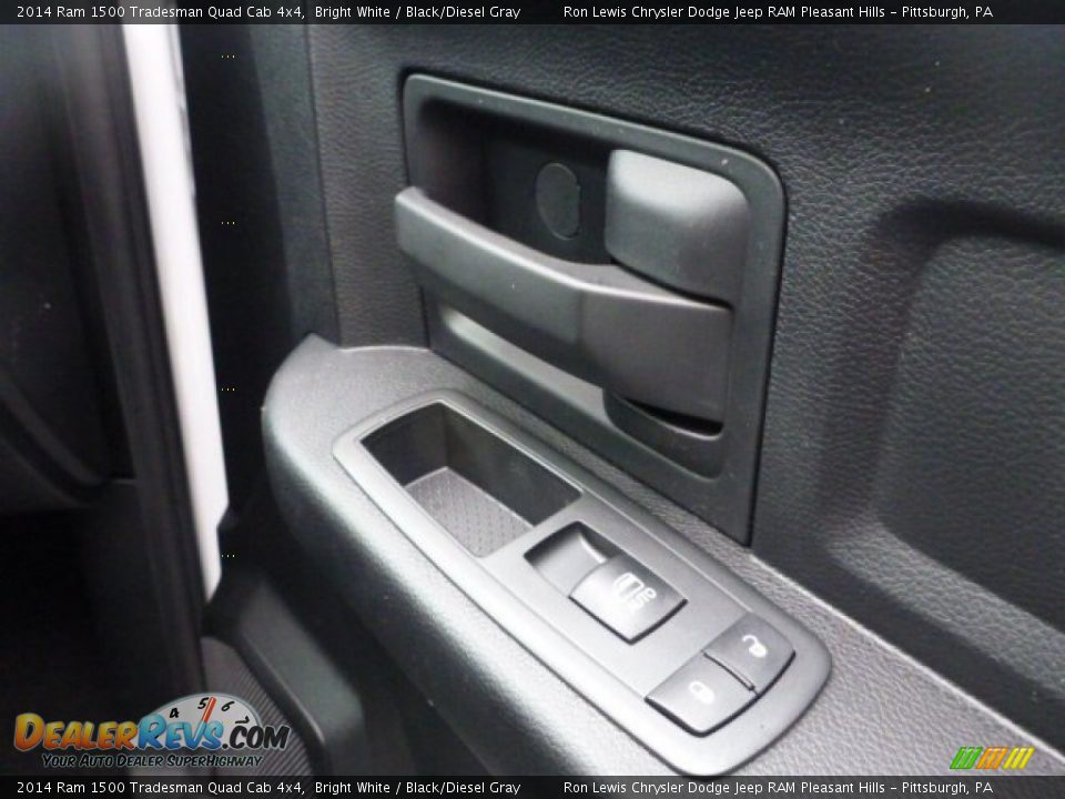 2014 Ram 1500 Tradesman Quad Cab 4x4 Bright White / Black/Diesel Gray Photo #6