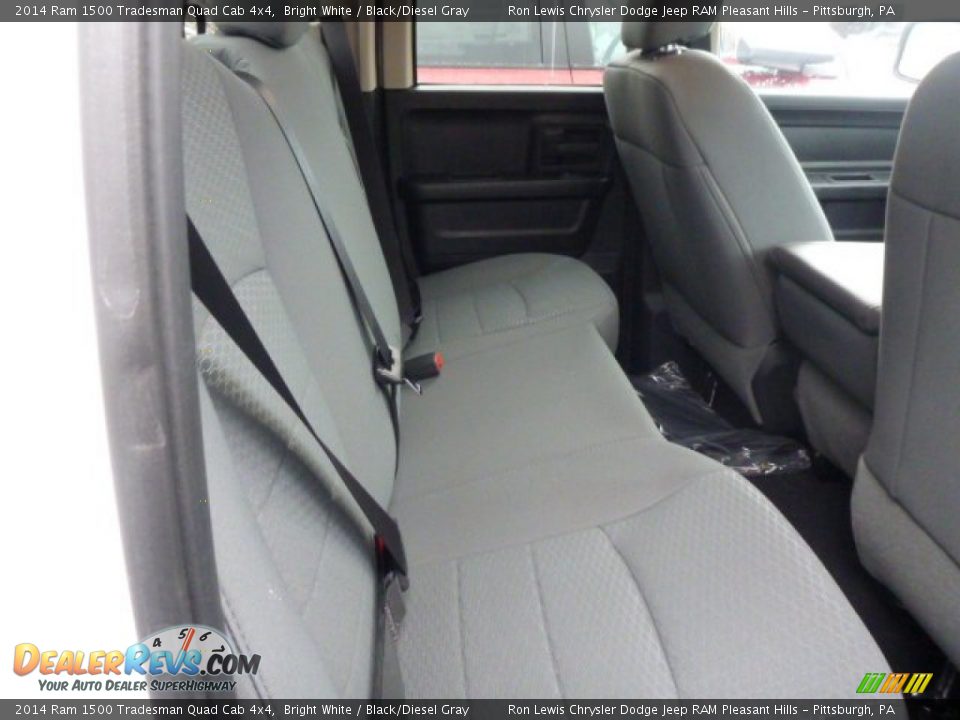 2014 Ram 1500 Tradesman Quad Cab 4x4 Bright White / Black/Diesel Gray Photo #9