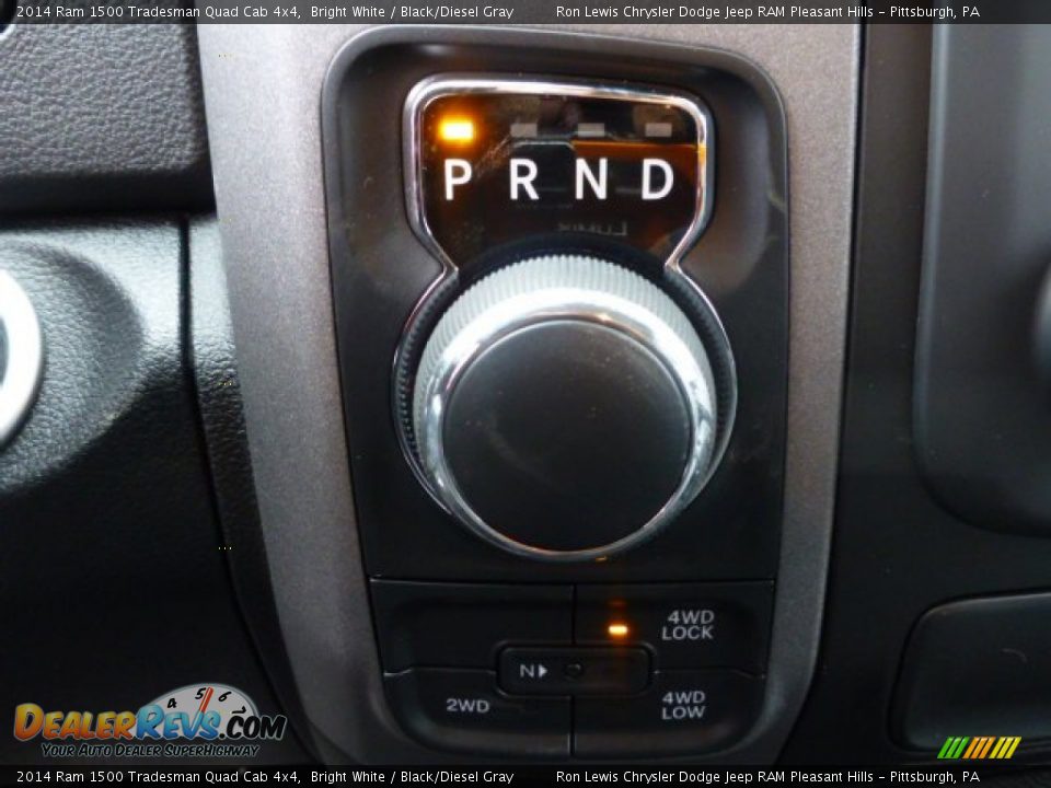 2014 Ram 1500 Tradesman Quad Cab 4x4 Shifter Photo #17
