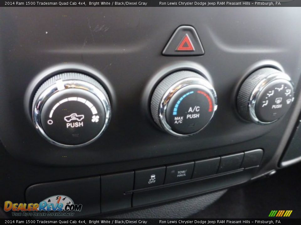 2014 Ram 1500 Tradesman Quad Cab 4x4 Bright White / Black/Diesel Gray Photo #18