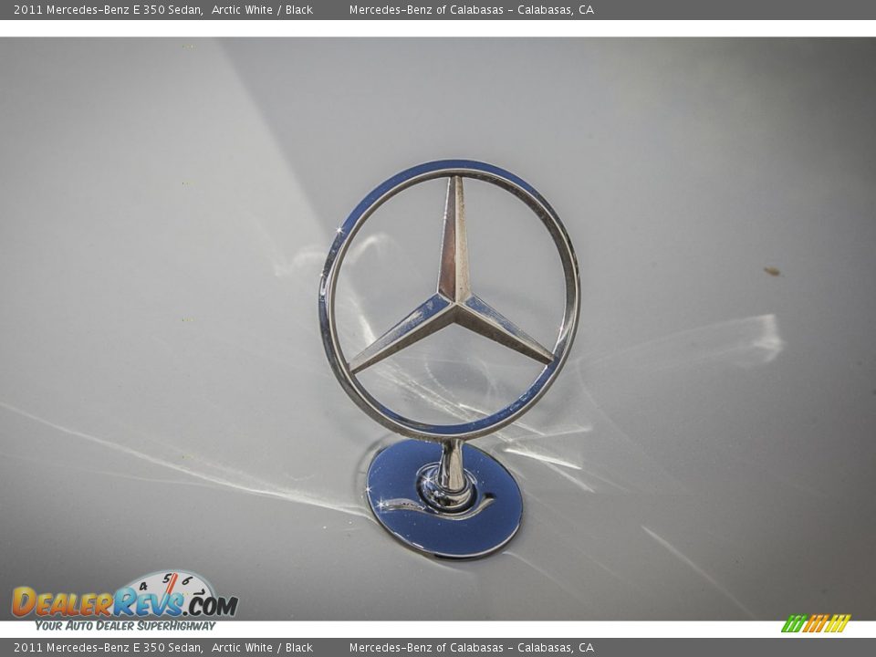 2011 Mercedes-Benz E 350 Sedan Arctic White / Black Photo #27