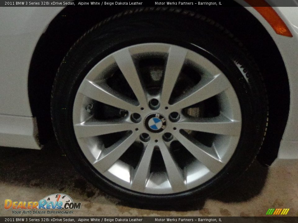 2011 BMW 3 Series 328i xDrive Sedan Alpine White / Beige Dakota Leather Photo #14