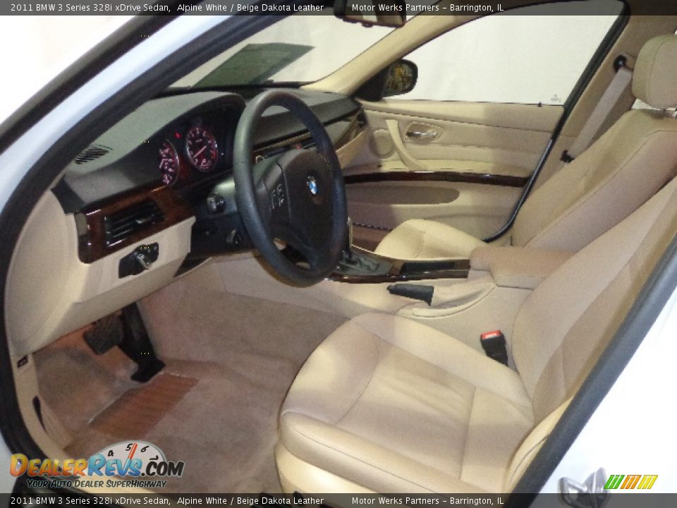 2011 BMW 3 Series 328i xDrive Sedan Alpine White / Beige Dakota Leather Photo #21